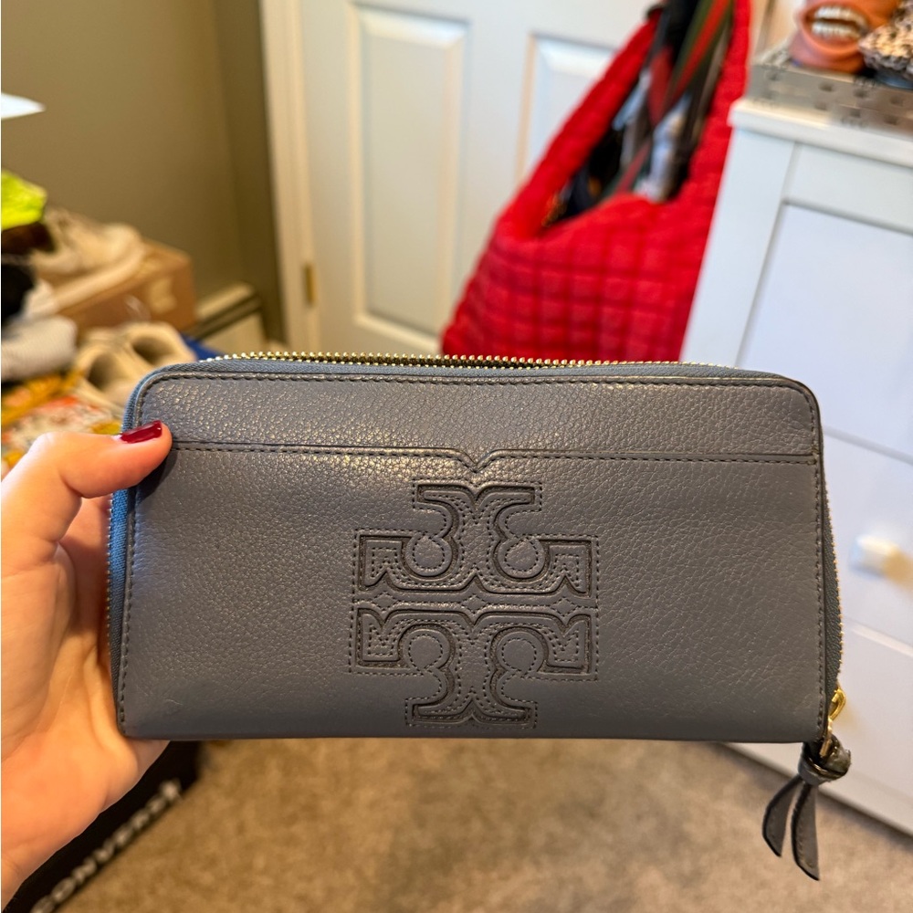 Tory Burch Gray Key & Card Holder